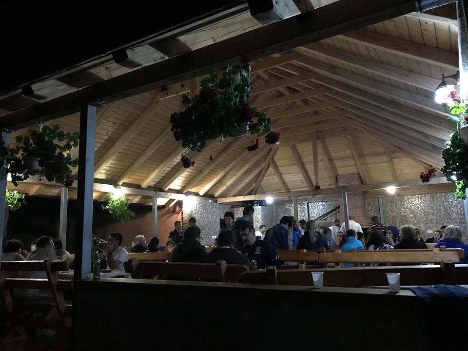 Pensiunea Colt De Rai Săcel Exteriör bild